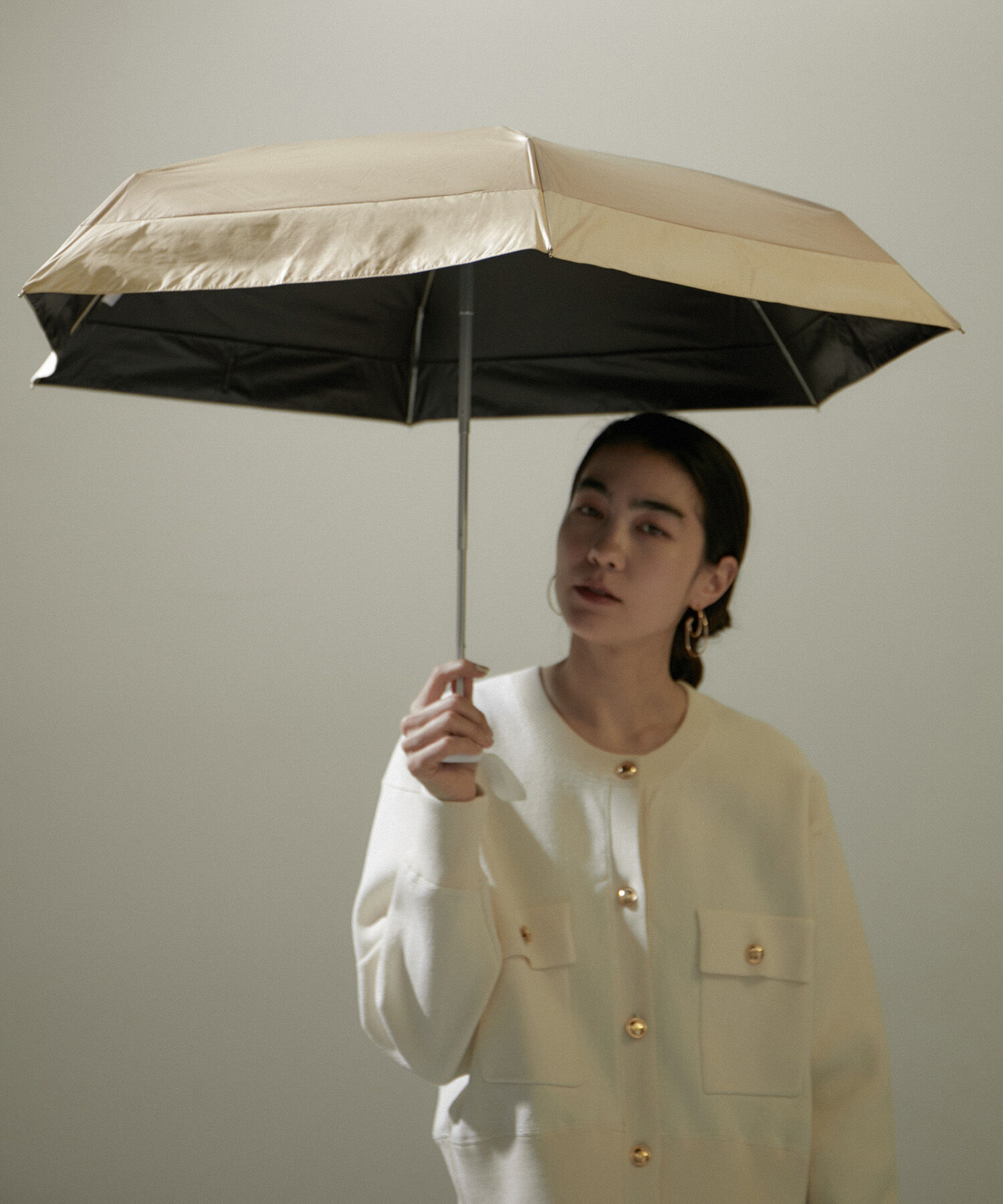 SALON adam et rope'「[UVカット率・遮光率99.99%以上]晴雨兼用2トーンアンブレラ/折り畳み傘/日傘」|傘|