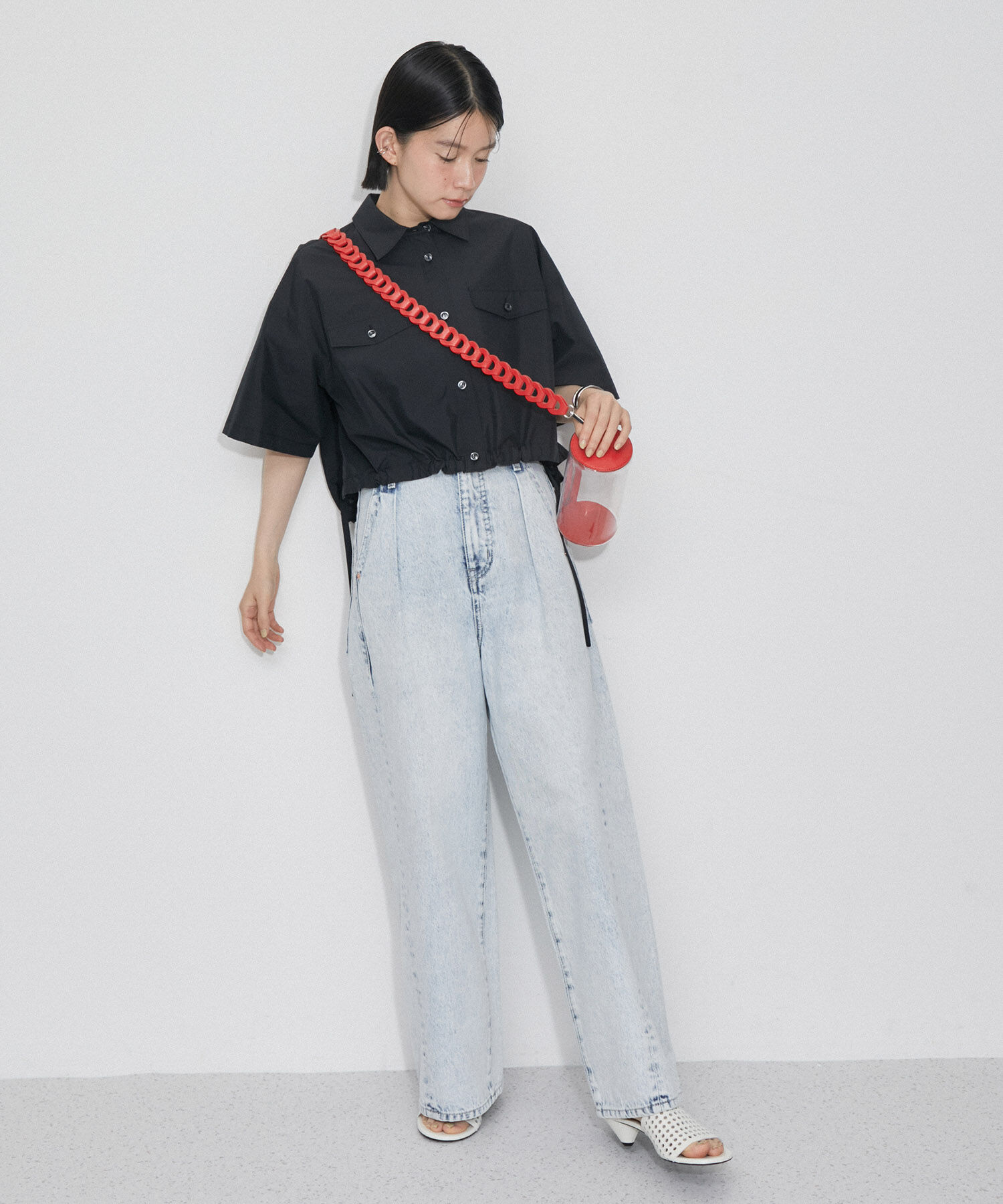 ADAM ET ROPE'「【サステナブル】クロップドギャザリングシャツ」|シャツ・ブラウス|