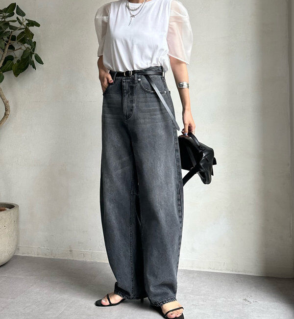  「【ベストセラーアイテム】カーブデニム」|デニム|