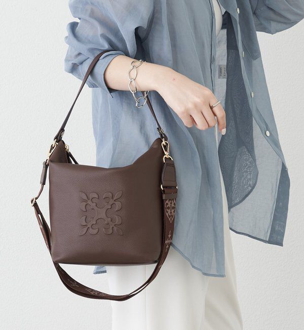  「《WEB限定》スタンダードミニショルダーバッグ <エンボスモノグラム>」|ショルダー・メッセンジャー|