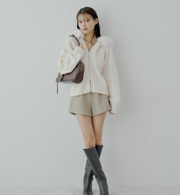  「【2サイズ展開あり】ブローチ付きコンパクトショートパンツ」|チノ|