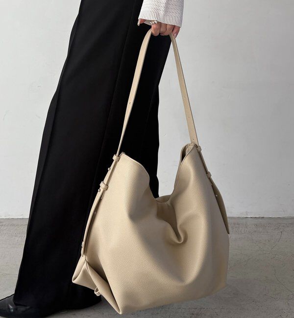  「【人気のバッグが新素材に！】2WAYワンハンドルバッグ」|トートバッグ|ライトベージュ