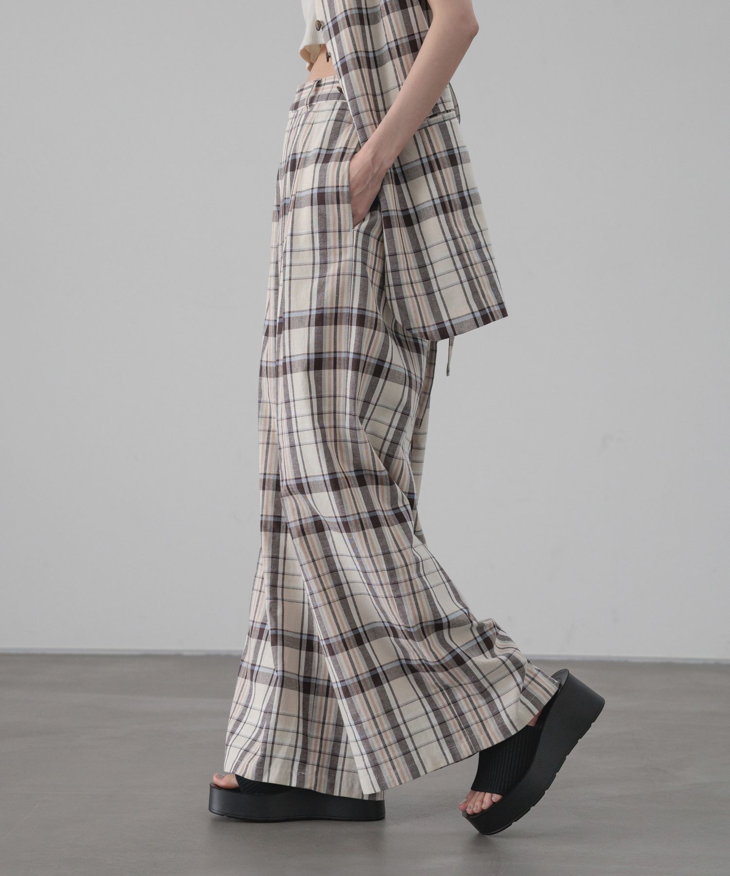 LOWRYS FARM「ソフリネンワイドパンツ」|その他|