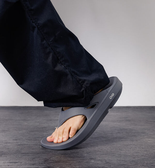 ABAHOUSE「【OOFOS/ウーフォス】OORIGINAL/ウーオリジナル【予約】」|サンダル|グレー