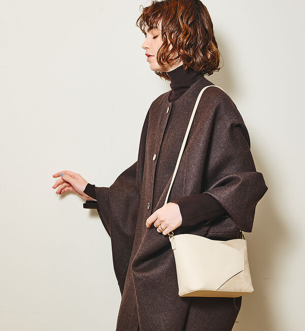 LOWELL things「Luce/レザーミニショルダー」|ショルダー・メッセンジャー|アイボリー