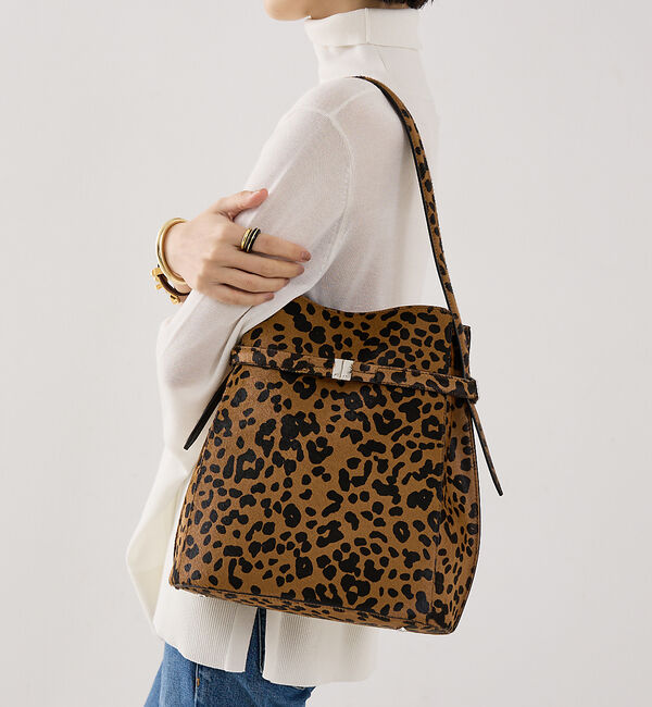 The Store by C' 「【TOTEME】BELTED PONY HAIR BUCKET BAG／ベルト付」|ハンドバッグ|ブラウン