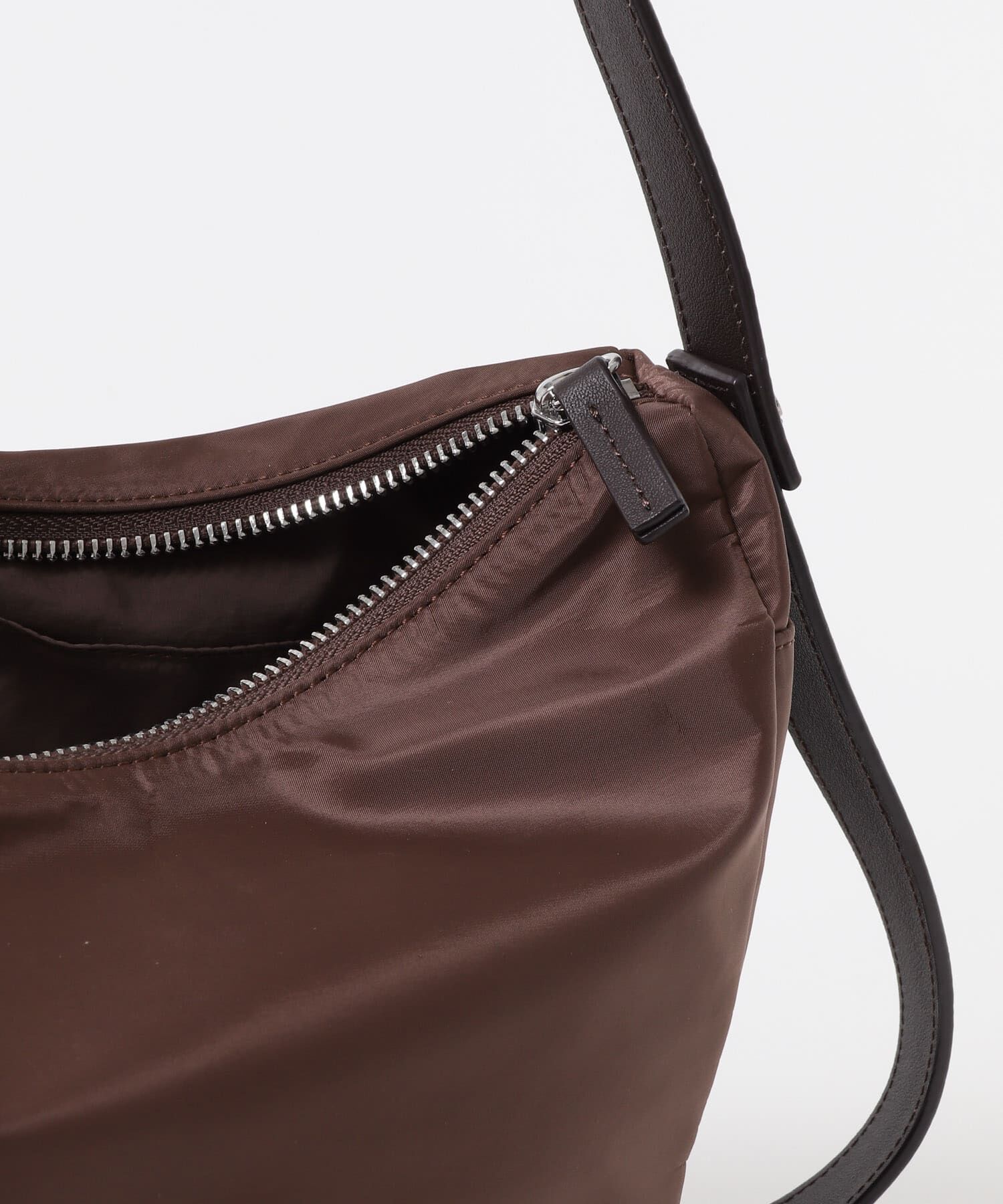 RODE SKO「hun RODESKO　Dual pocket」|ショルダー・メッセンジャー|