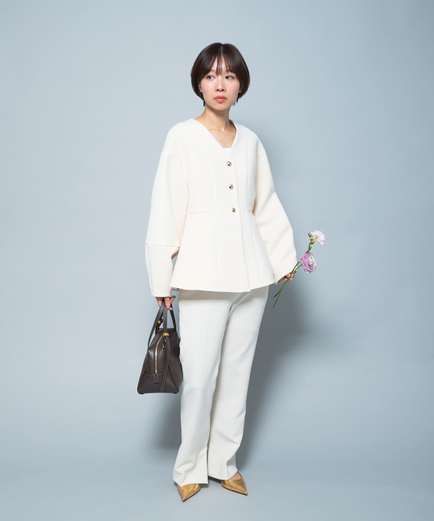 URBAN RESEARCH ROSSO「『WEB限定』デザインボタンペプラムツイルジャケット」|ノーカラージャケット|