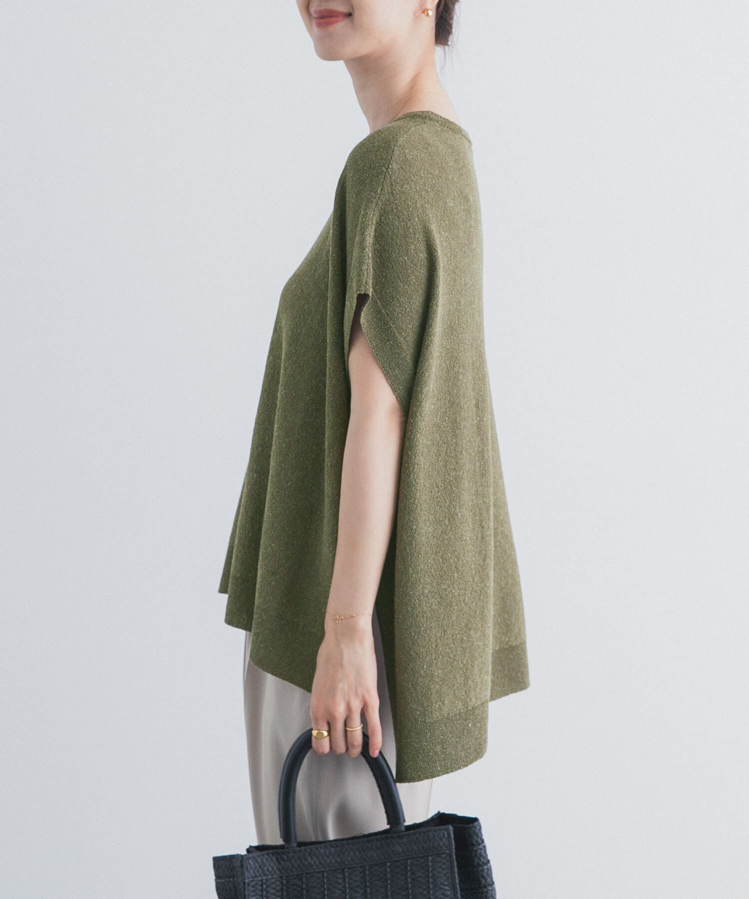 URBAN RESEARCH DOORS「リネン混ブークレニットワイドプルオーバー」|ニット・セーター|