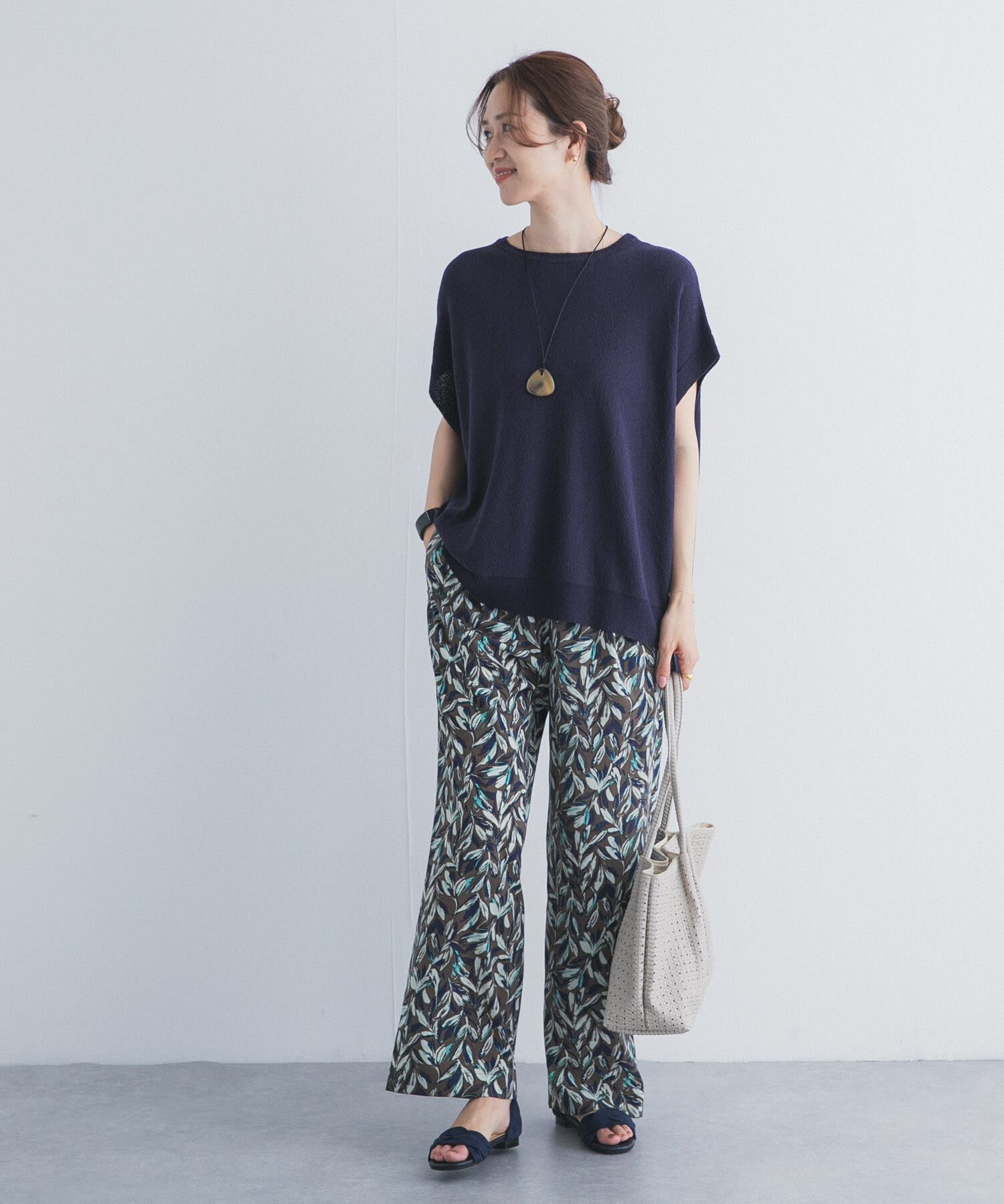 URBAN RESEARCH DOORS「リネン混ブークレニットワイドプルオーバー」|ニット・セーター|