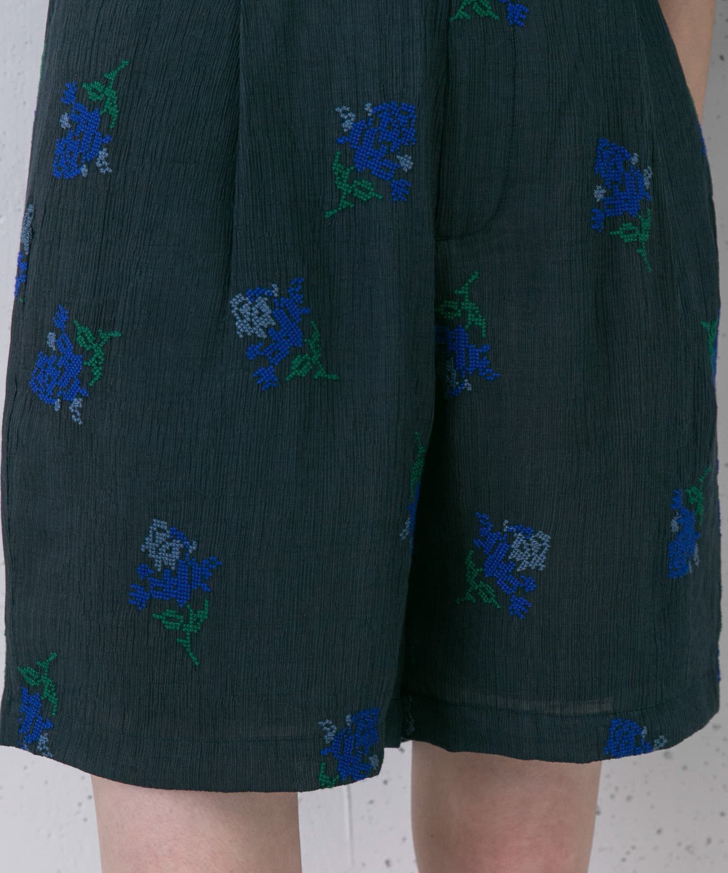  「エンブロイダリーショートパンツ」|その他|