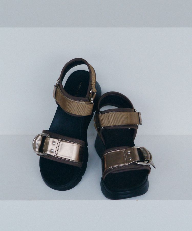 YECCA VECCA「バックルスポーツサンダル」|サンダル|