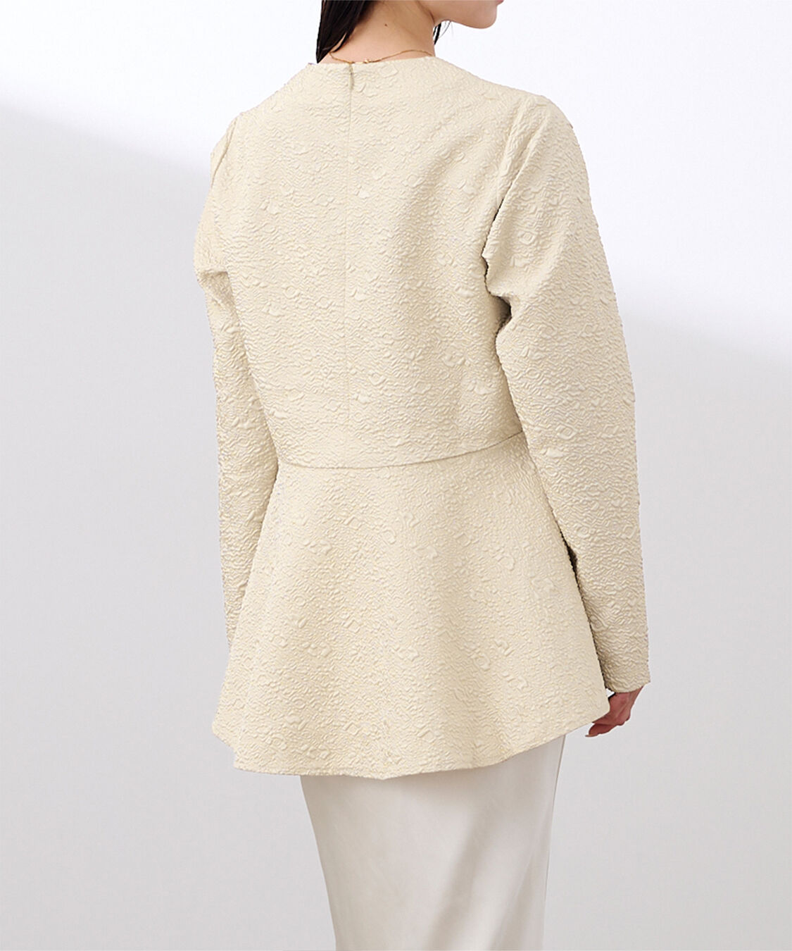 ur's「ふくれジャガードクルーネックペプラムプルオーバー」|プルオーバー|