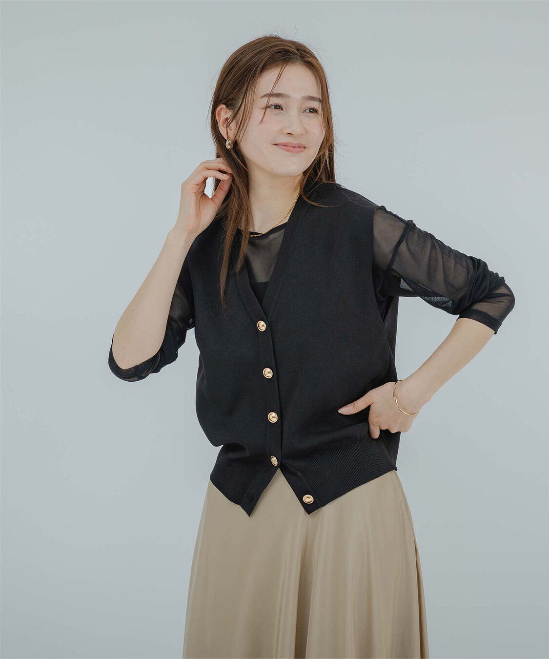 ur's「ゴールド釦コクーンニットベスト」|ニット・セーター|