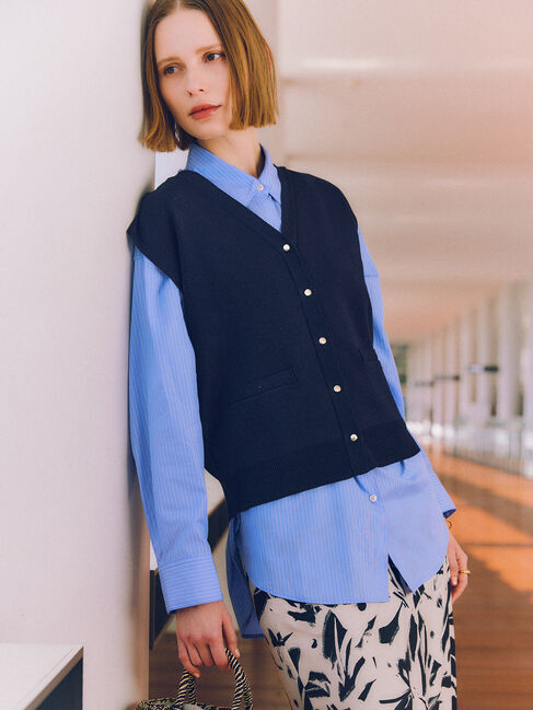 Te chichi「総針ポケット付きVネックベスト《2026 spring catalog item》」|ニット・セーター|ネイビー