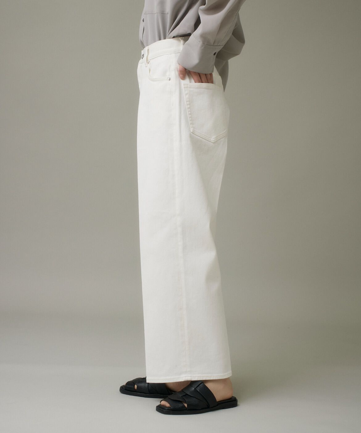 DAY by DAY it&rsquo;s international「ホワイトデニムワイドパンツ」|その他|