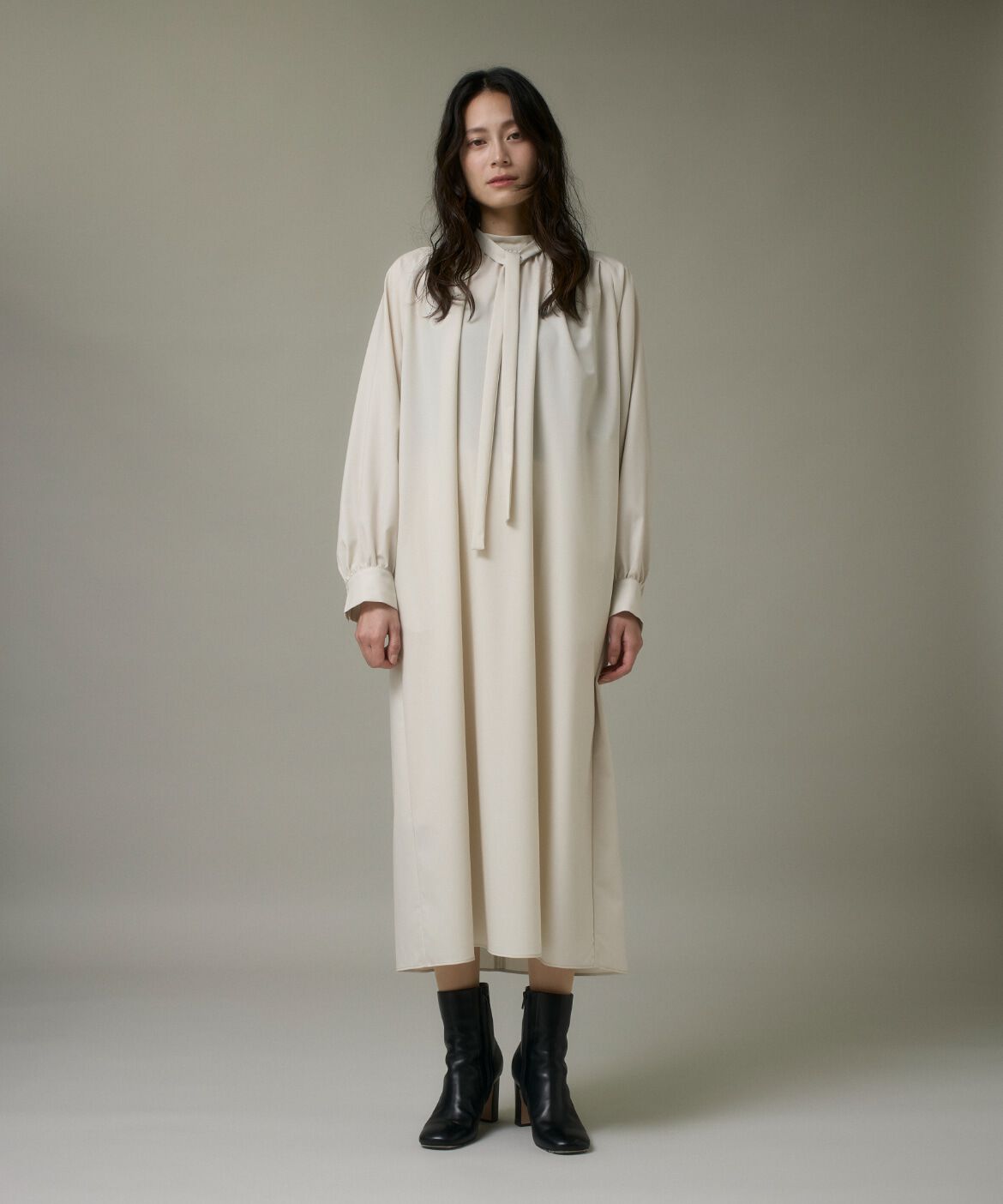 DAY by DAY it&rsquo;s international「ウール２WAYワンピース《アリエスウール Super120S'》」|ワンピース|