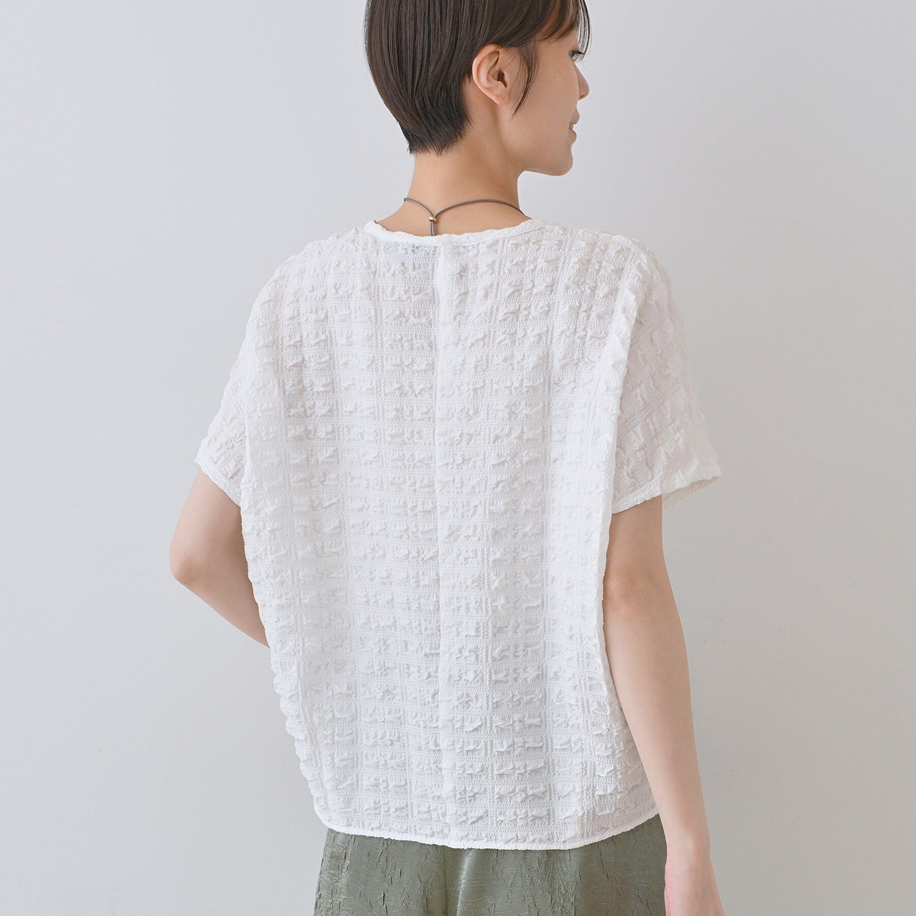 INDIVI「【洗える／凹凸素材／UVケア】コンパクトトップス」|Tシャツ・カットソー|