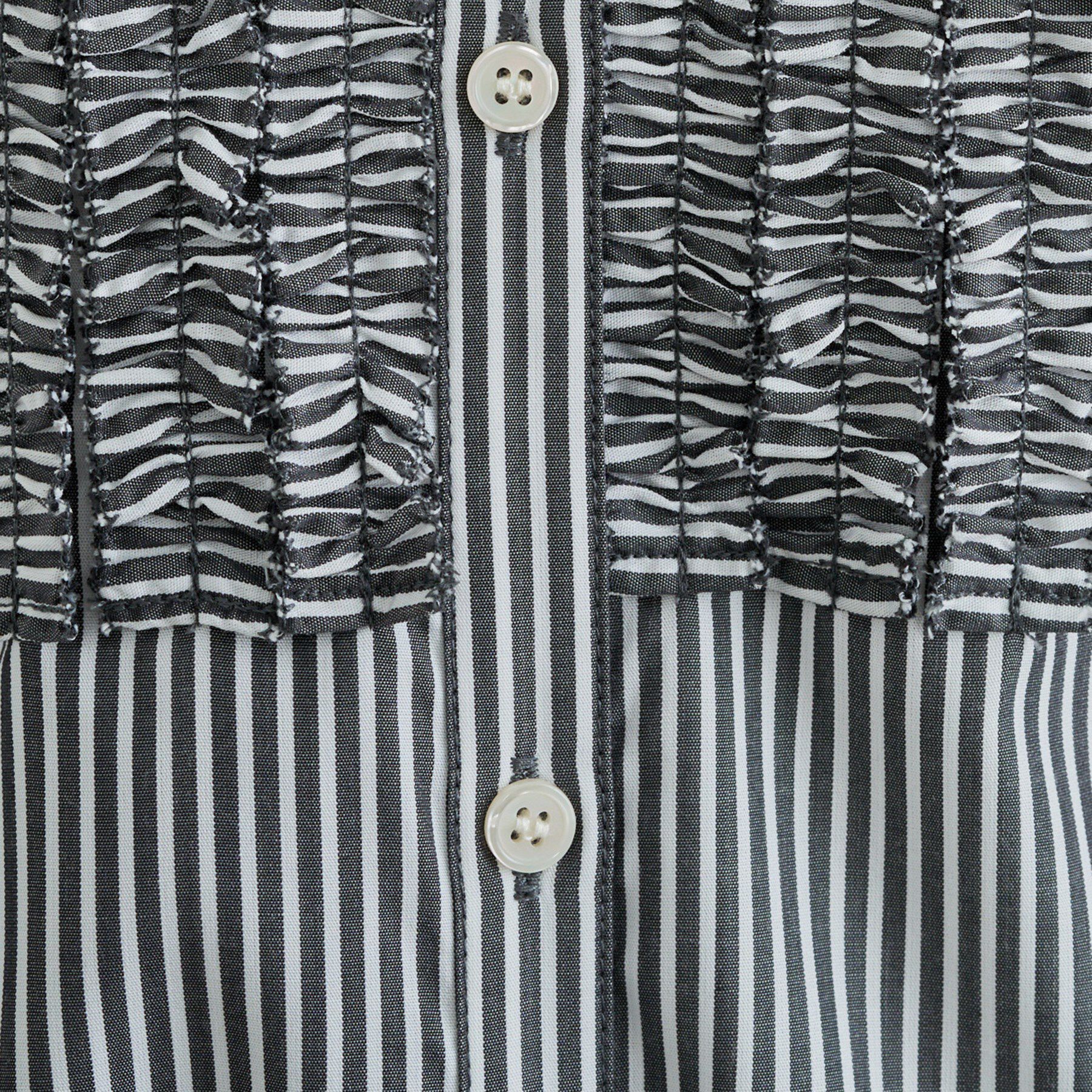 INDIVI「【洗える】胸元タックフリル長袖ブラウス」|シャツ・ブラウス|