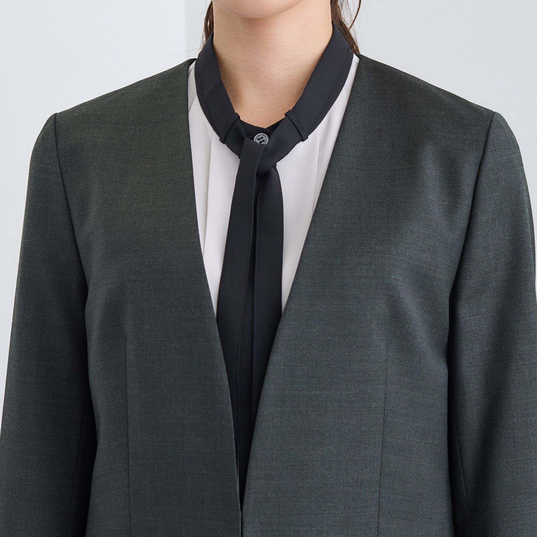 INDIVI「【日本製／スーツ／通勤】シルクウールストレッチ ノーカラージャケット」|スーツ|