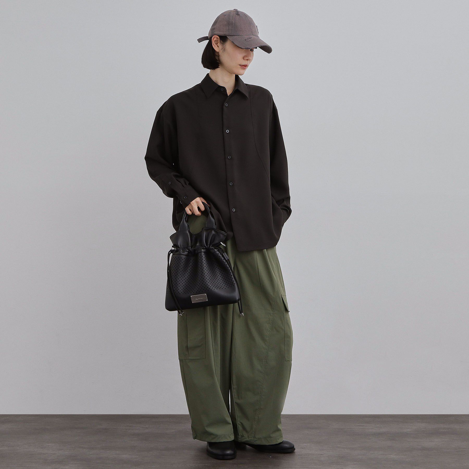 tk.TAKEO KIKUCHI「【2WAY】パンチングドロストバッグ」|ショルダー・メッセンジャー|