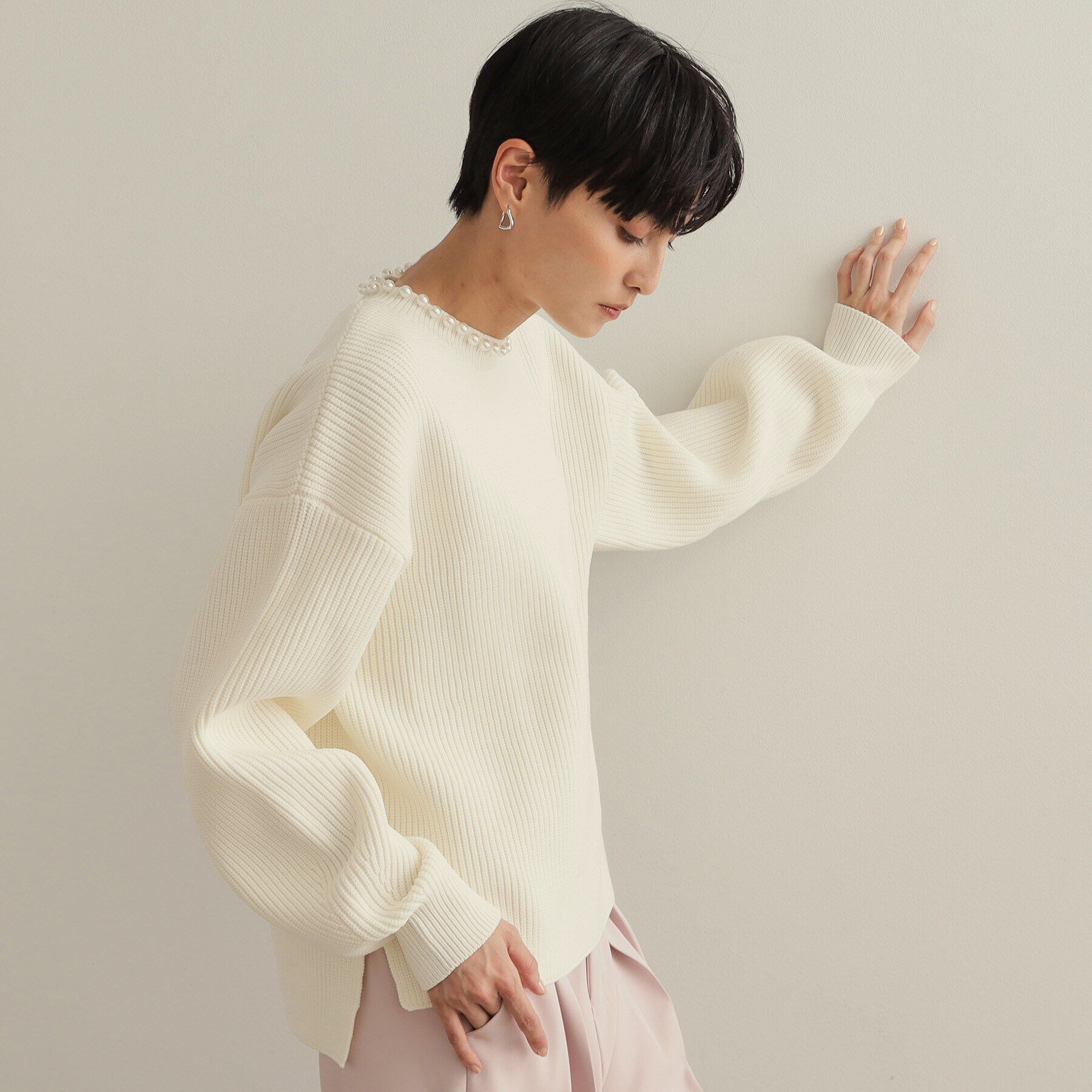 OPAQUE.CLIP「パール調ボタン付ニット【洗濯機洗い可/抗ピル】」|ニット・セーター|