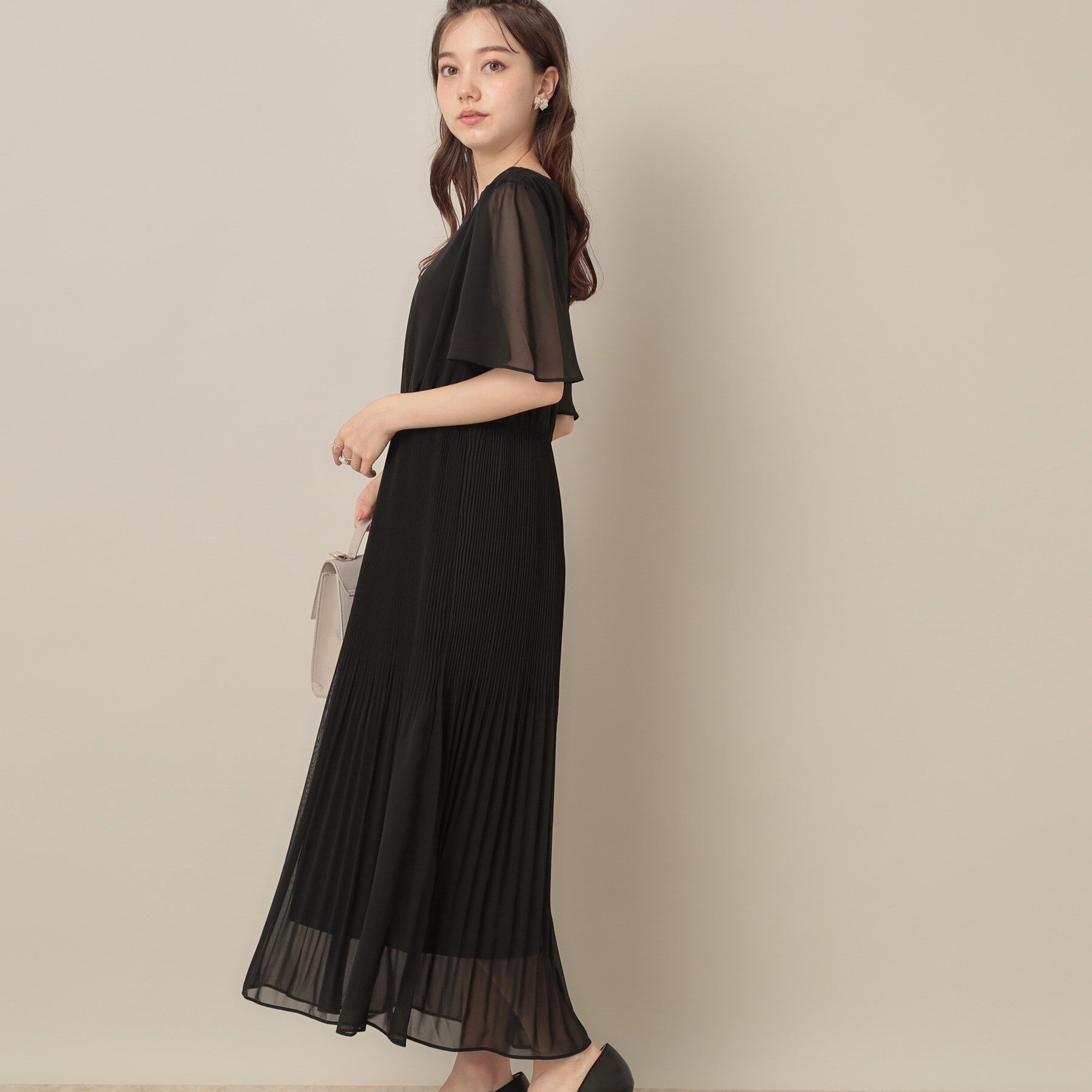 Couture broach「【二の腕カバー・楽ちん・通勤】シフォンプリーツワンピース」|ワンピース|