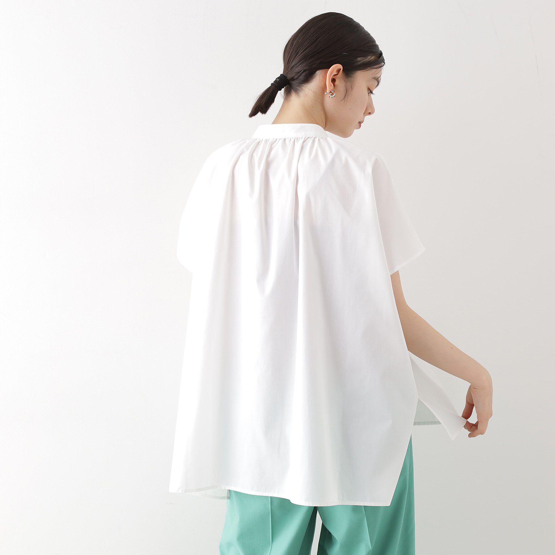 THE SHOP TK「袖ギャザーブラウス【洗濯機OK】」|シャツ・ブラウス|