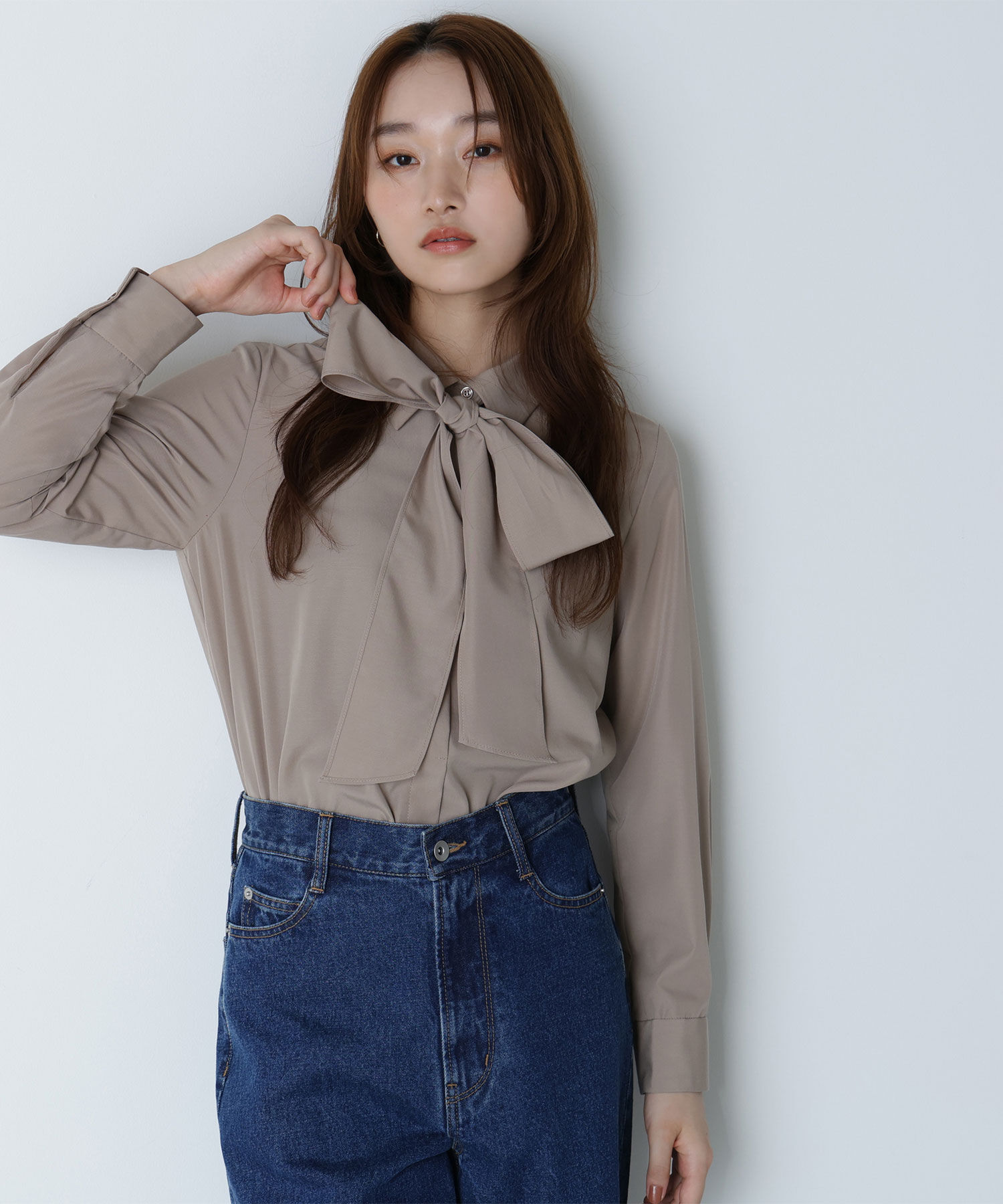  「シャツカラーリボンブラウス」|シャツ・ブラウス|ベージュ