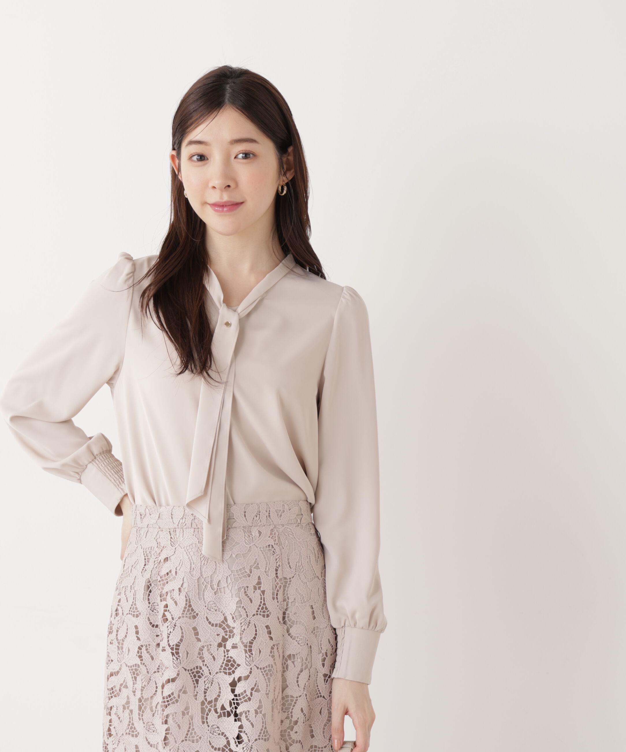 PROPORTION BODY DRESSING「キラ釦ボウタイブラウス　26SS」|シャツ・ブラウス|