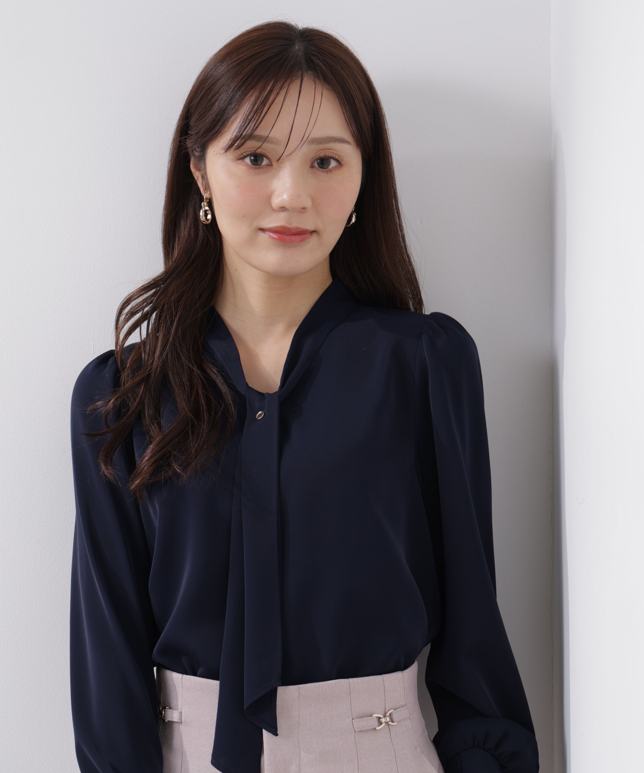 PROPORTION BODY DRESSING「キラ釦ボウタイブラウス　26SS」|シャツ・ブラウス|