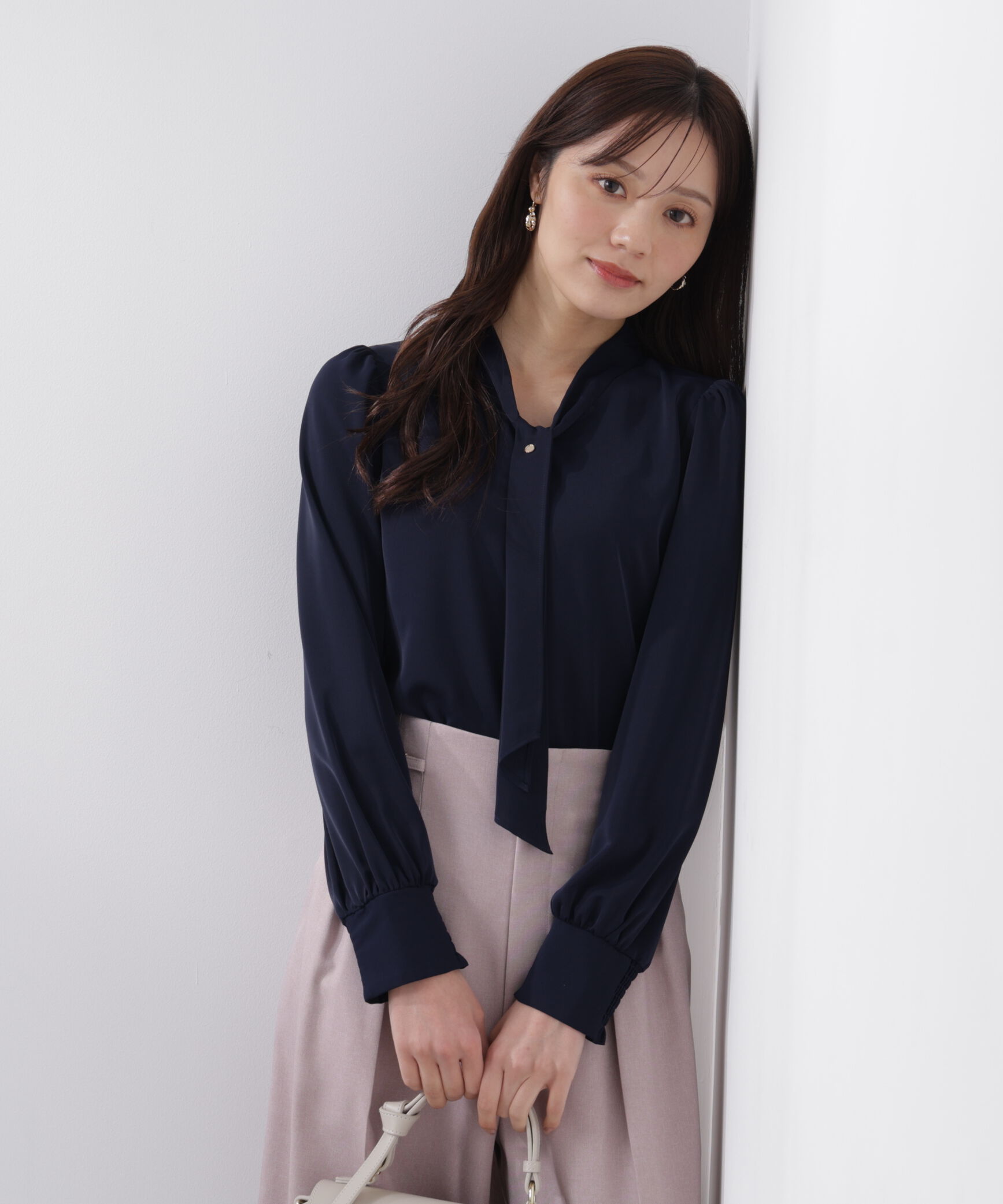 PROPORTION BODY DRESSING「キラ釦ボウタイブラウス　26SS」|シャツ・ブラウス|