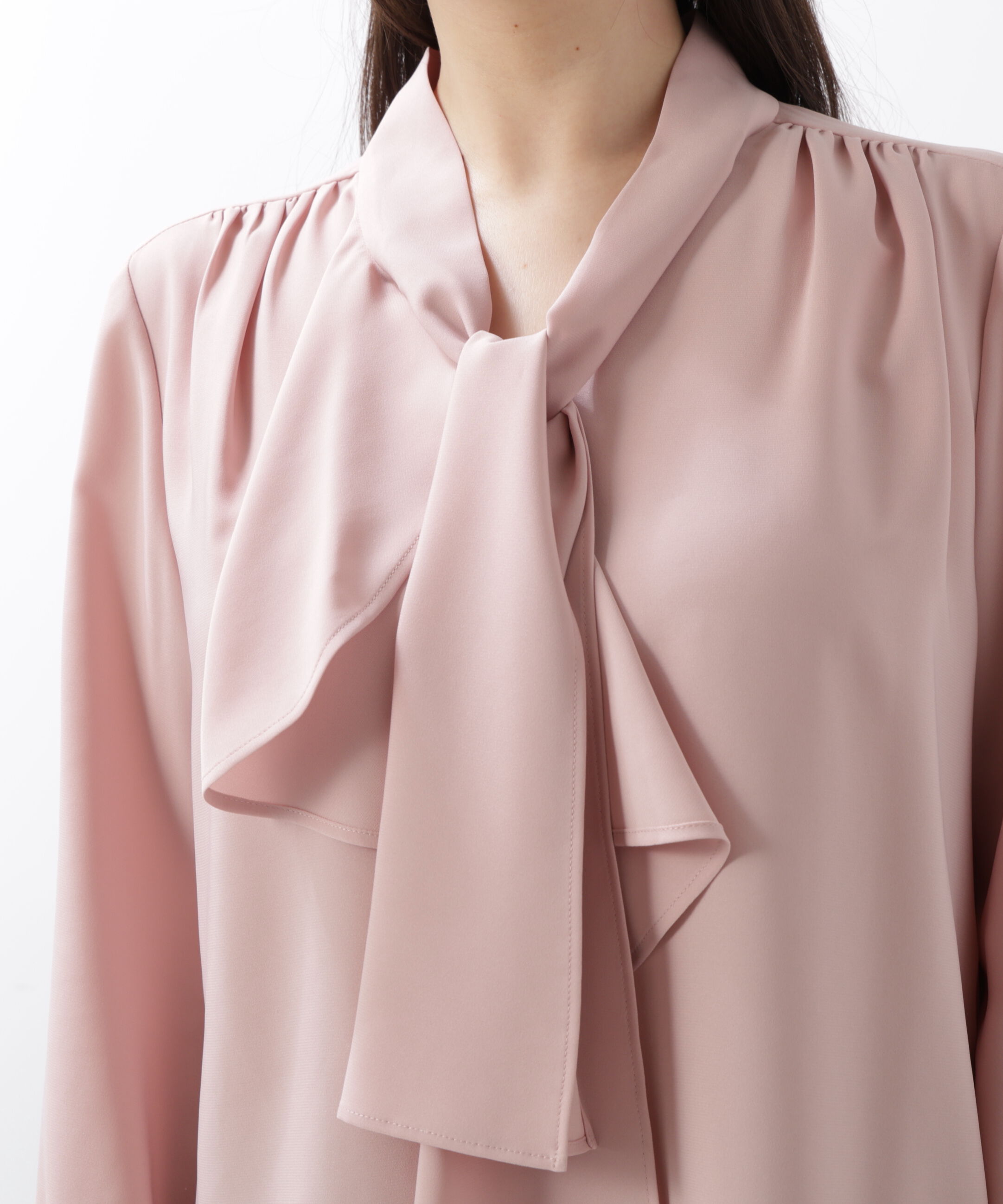  「［WEB/店舗限定カラー］ラッフルアクセントボウタイブラウス」|シャツ・ブラウス|