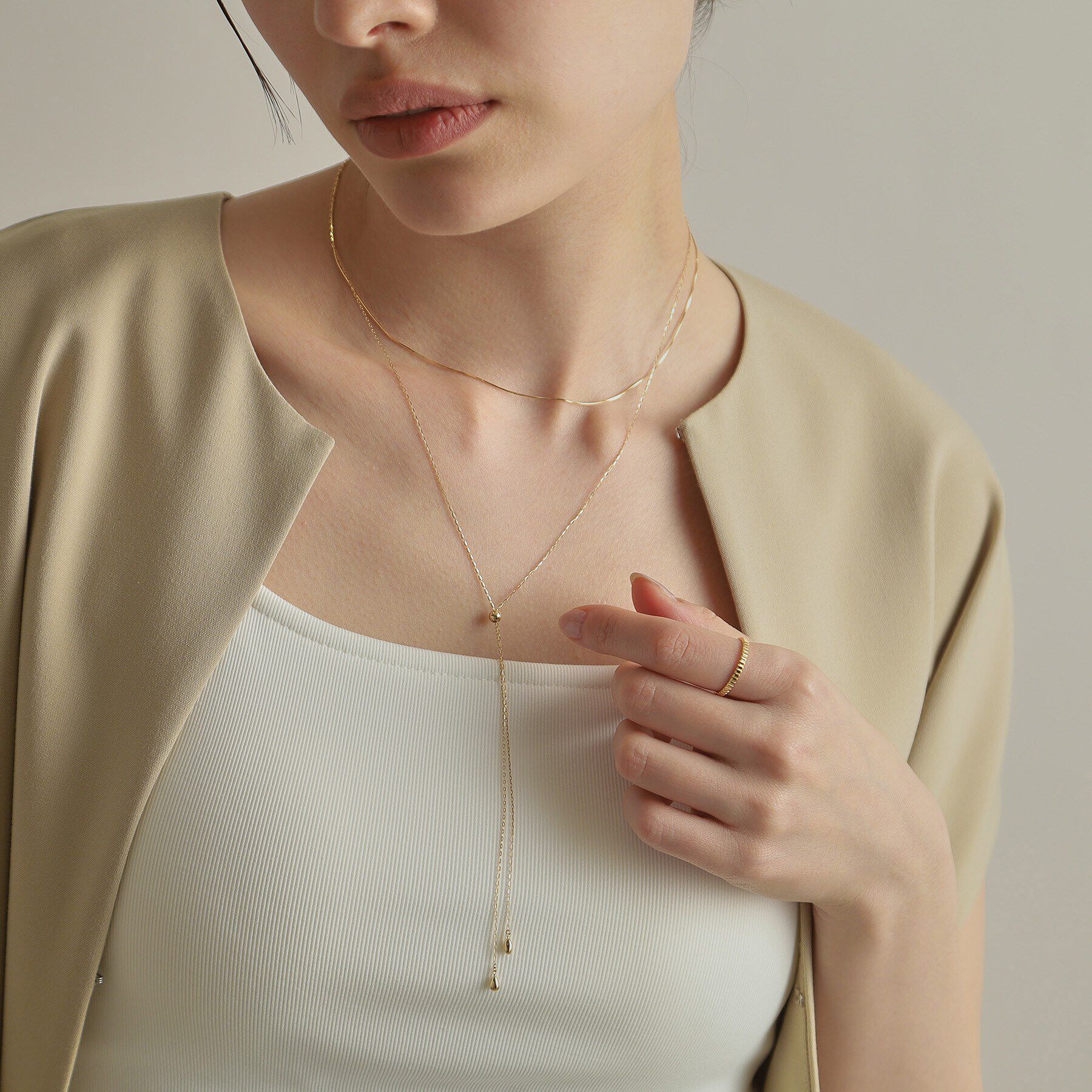 COCOSHNIK「K18中空ペアシェイプラリエット ネックレス」|ネックレス|