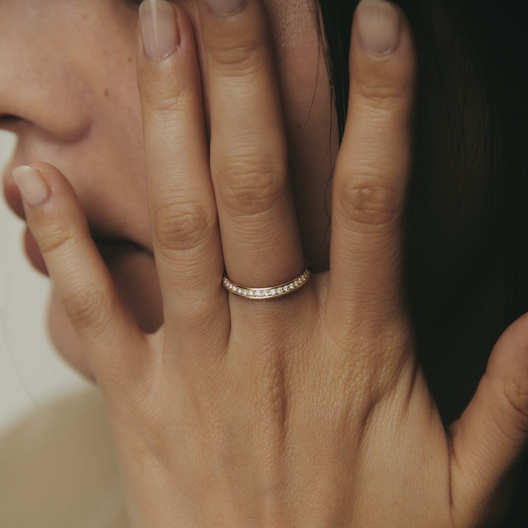 COCOSHNIK「K10ダイヤモンド しのぎテーパード リング」|リング|