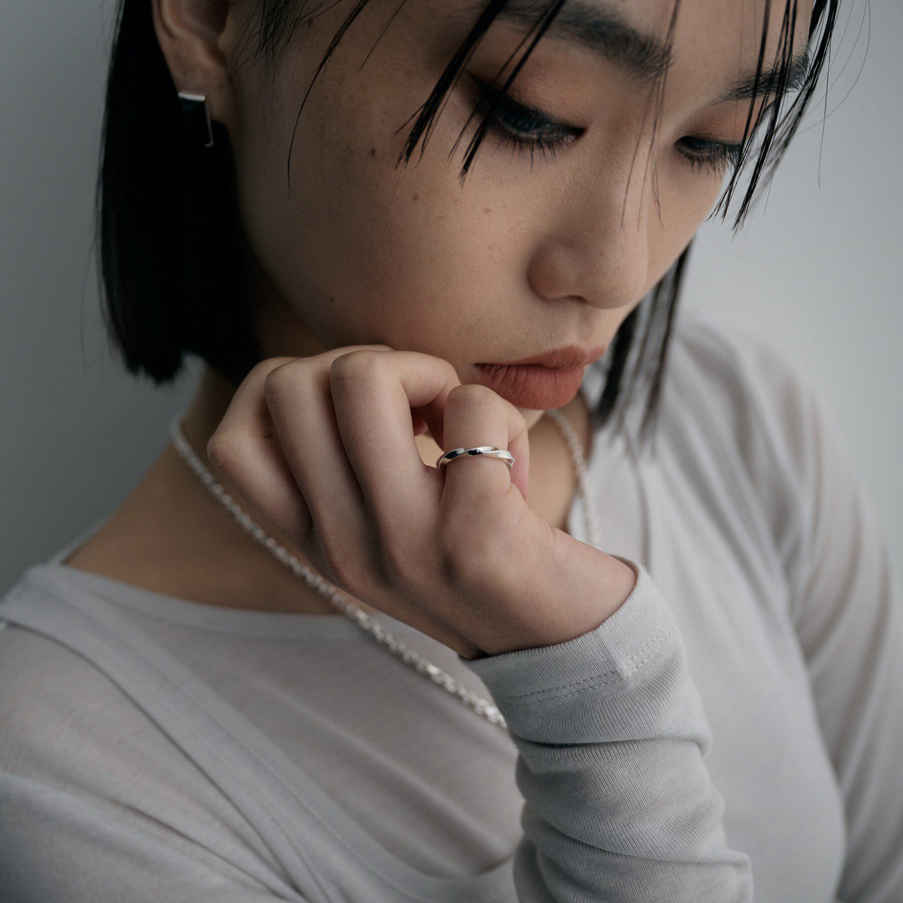 COCOSHNIK ONKITSCH「シルバー スクリューピンキーリング」|リング|