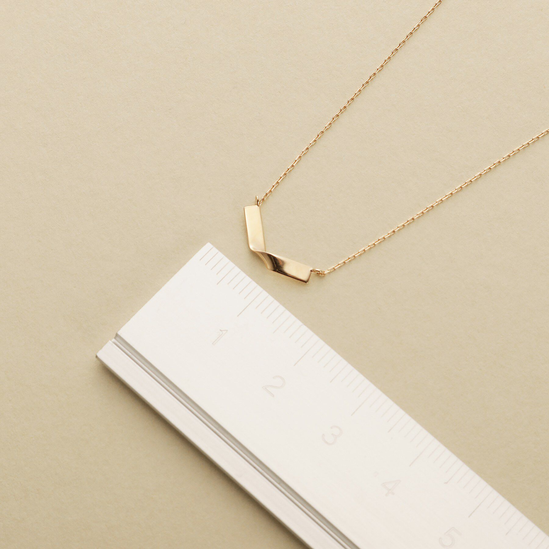 COCOSHNIK ONKITSCH「K10フォールドプレートネックレス」|ネックレス|