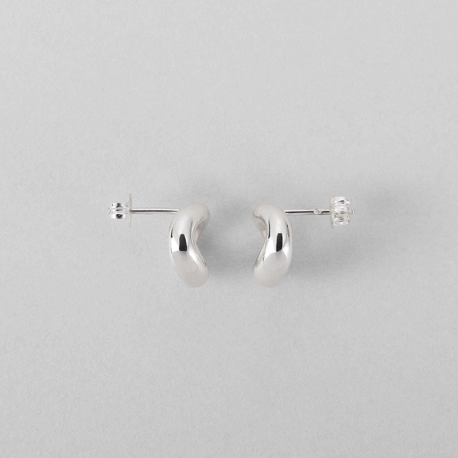 COCOSHNIK ONKITSCH「シルバー オープンニュアンスピアス」|ピアス|