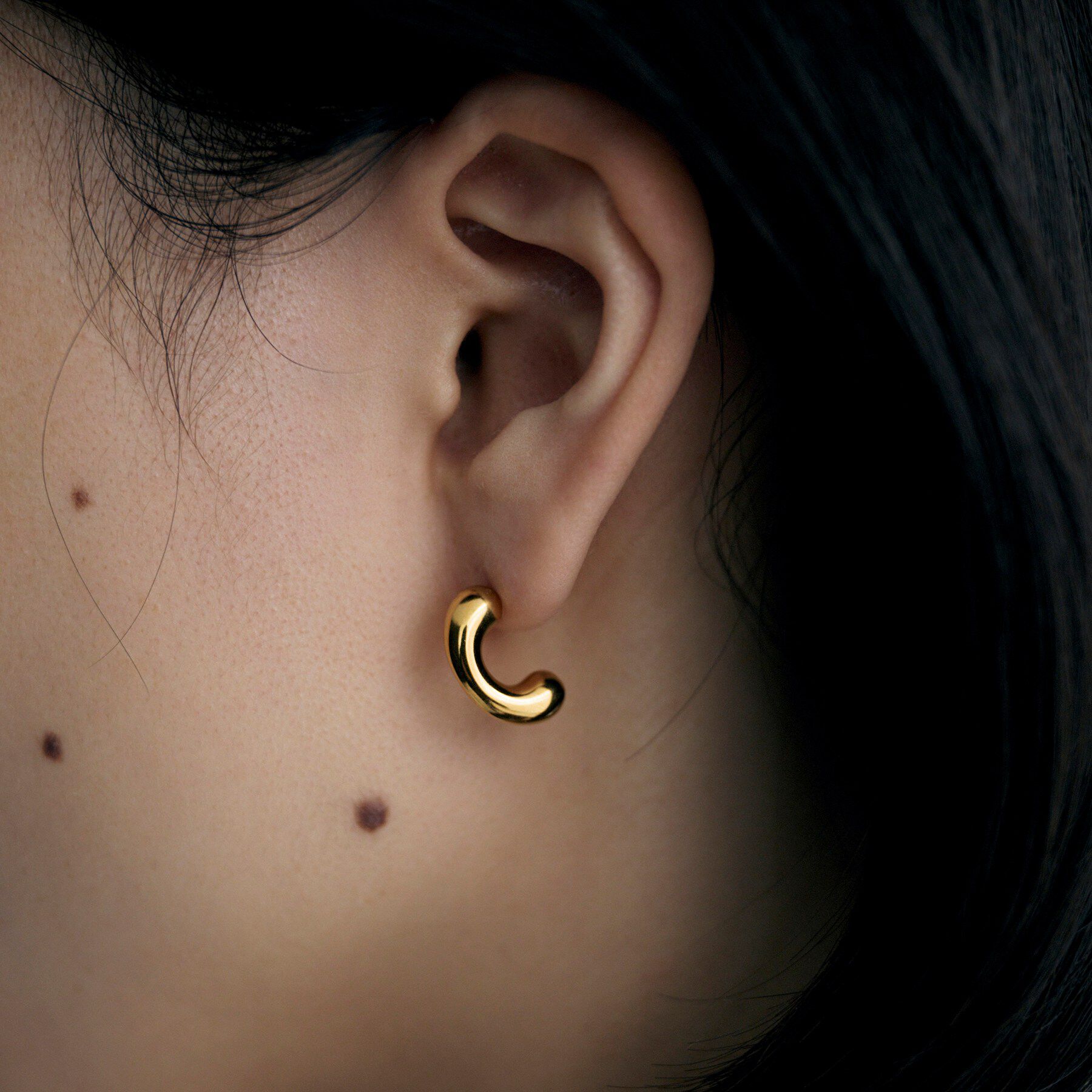 COCOSHNIK ONKITSCH「シルバー ニュアンスアークピアス GP」|ピアス|