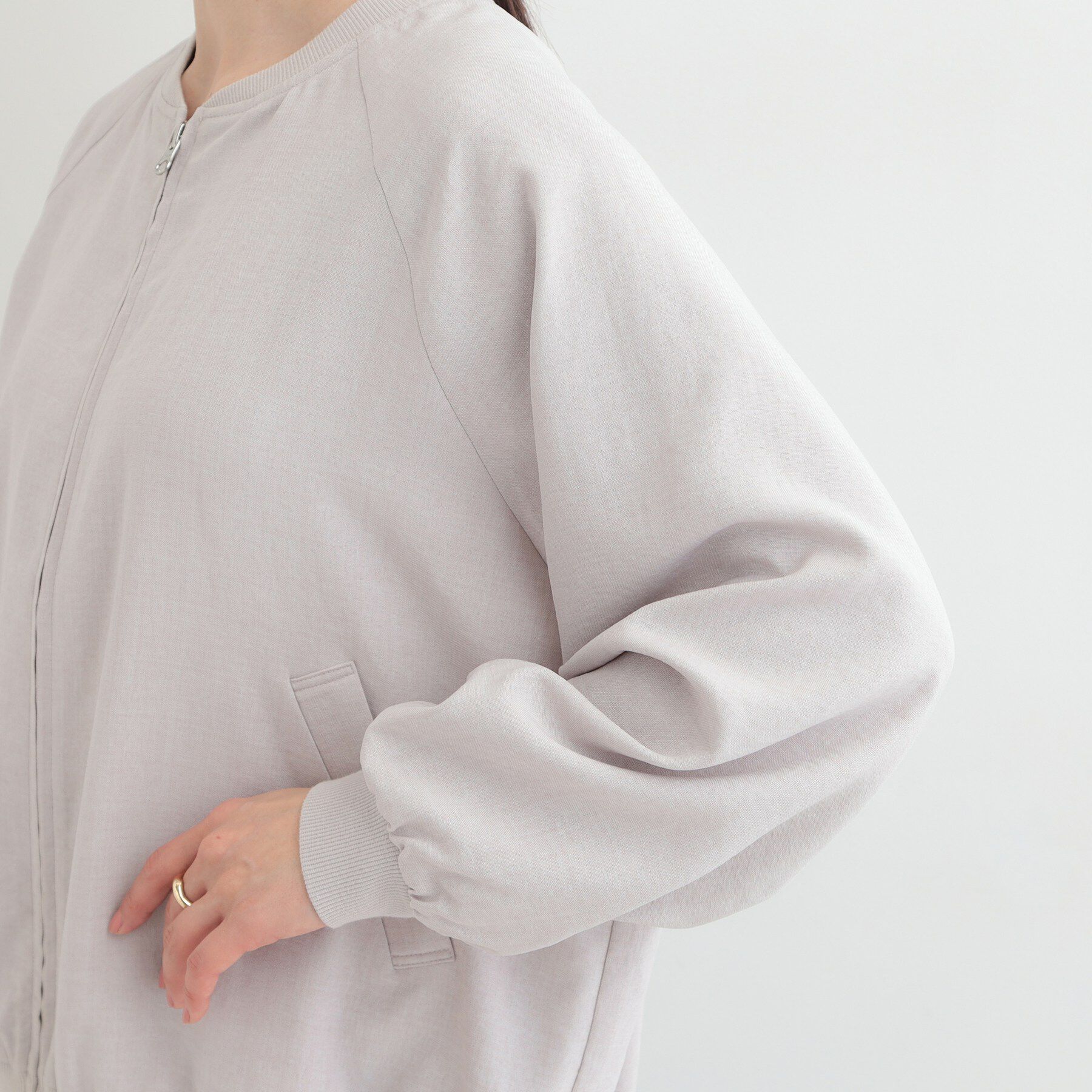 SHOO･LA･RUE「【洗濯機可/S-LL】さらっと快適　麻調ゆるリブブルゾン」|ブルゾン・スタジャン|