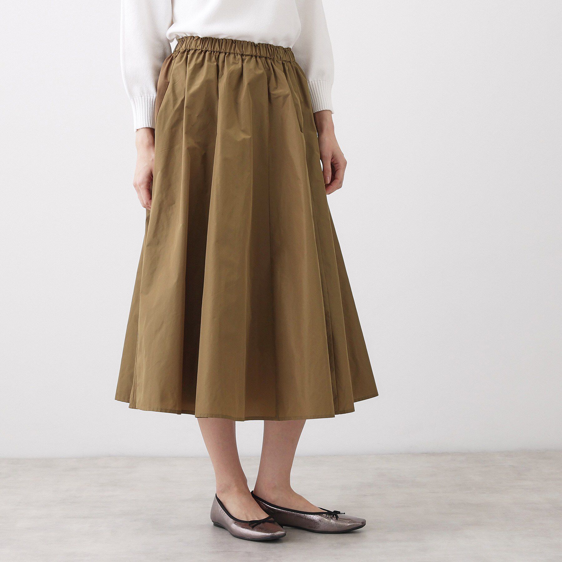 Dessin「【ウエストゴム/洗える】メモリータフタフレアスカート」|スカート|