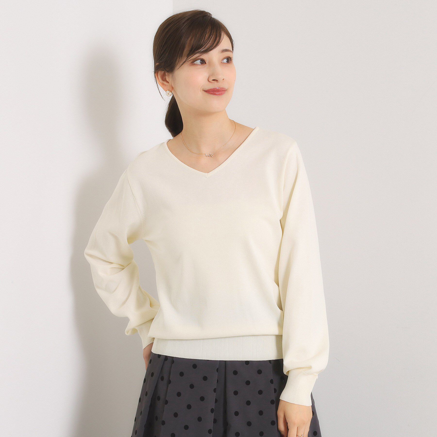 ITS&rsquo;DEMO「【縮みに強い／洗濯機OK】Vネックニットプルオーバー」|ニット・セーター|