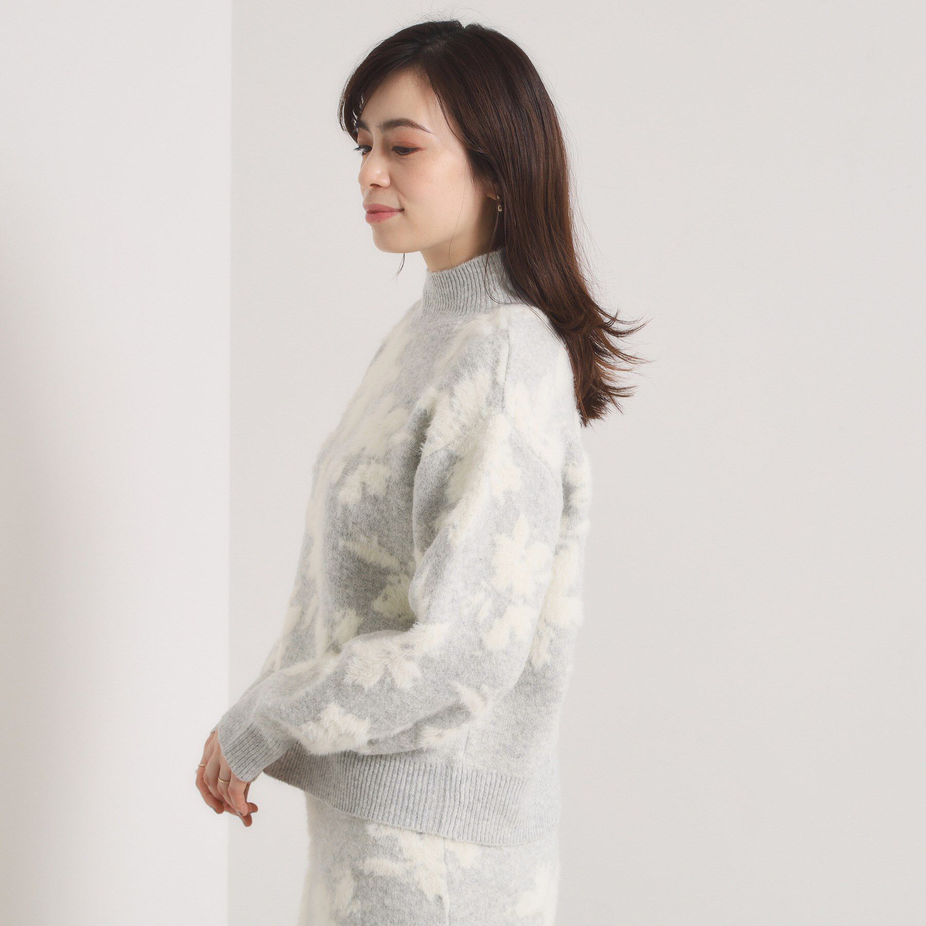 ITS&rsquo;DEMO「【手洗い可／セットアップ可】花柄フェザージャカードニット」|ニット・セーター|