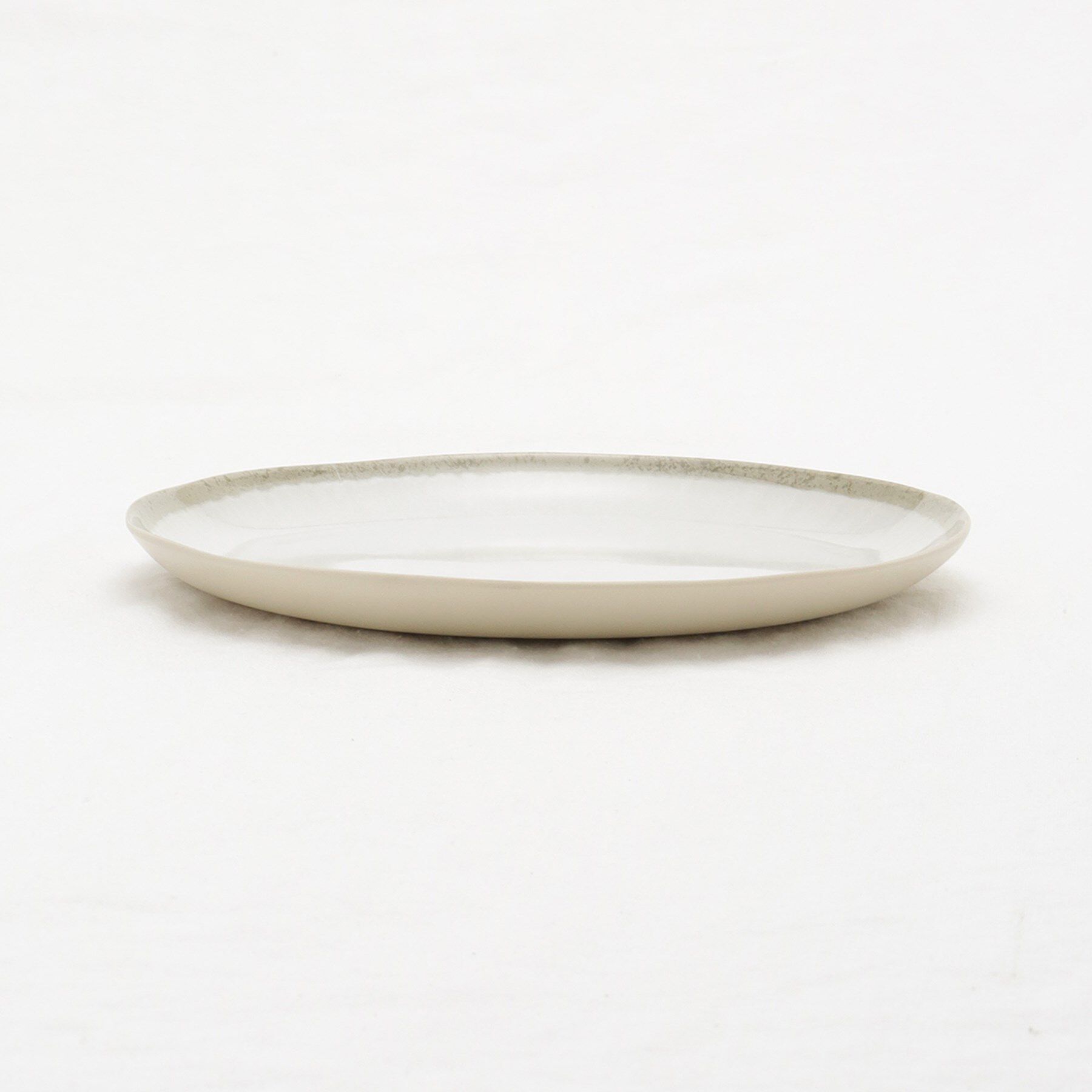 212 KITCHEN STORE「コースタルリアクティブ サラダプレート 22cm WH ＜ABODE  アボード＞」|食器・キッチングッズ|