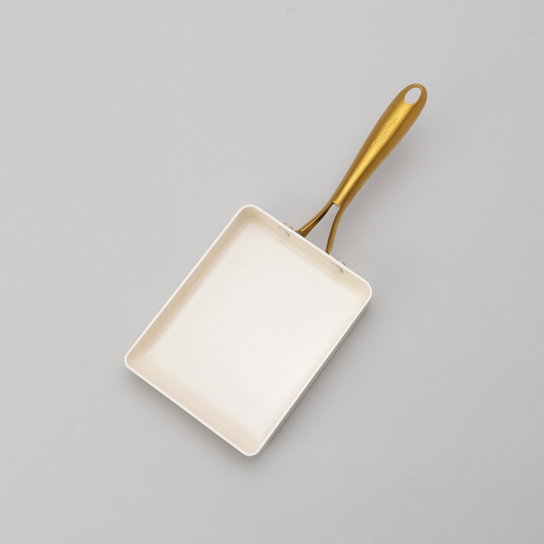 212 KITCHEN STORE「ストゥディオ エッグパン 14&times;18cm WH ＜GreenPan グリーンパン＞」|食器・キッチングッズ|