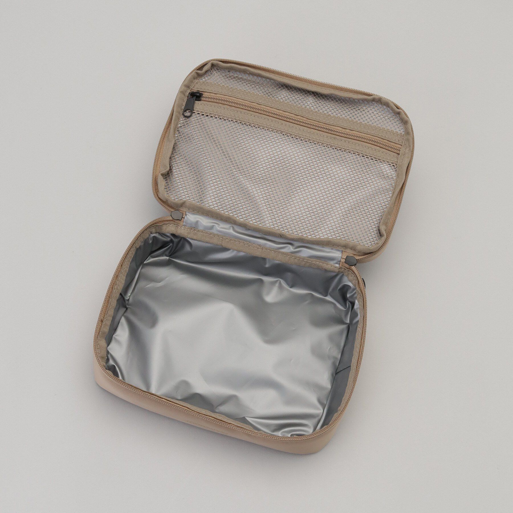 212 KITCHEN STORE「保冷ランチボックスポーチ maneuver BE」|食器・キッチングッズ|