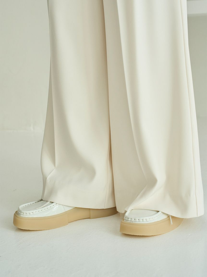 SNIDEL「スタイルアップベルティッドワイドパンツ」|チノ|