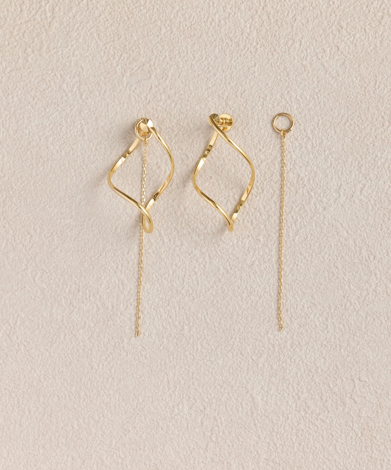 Phoebe「2wayグレースツイストラインイヤリング」|イヤリング|