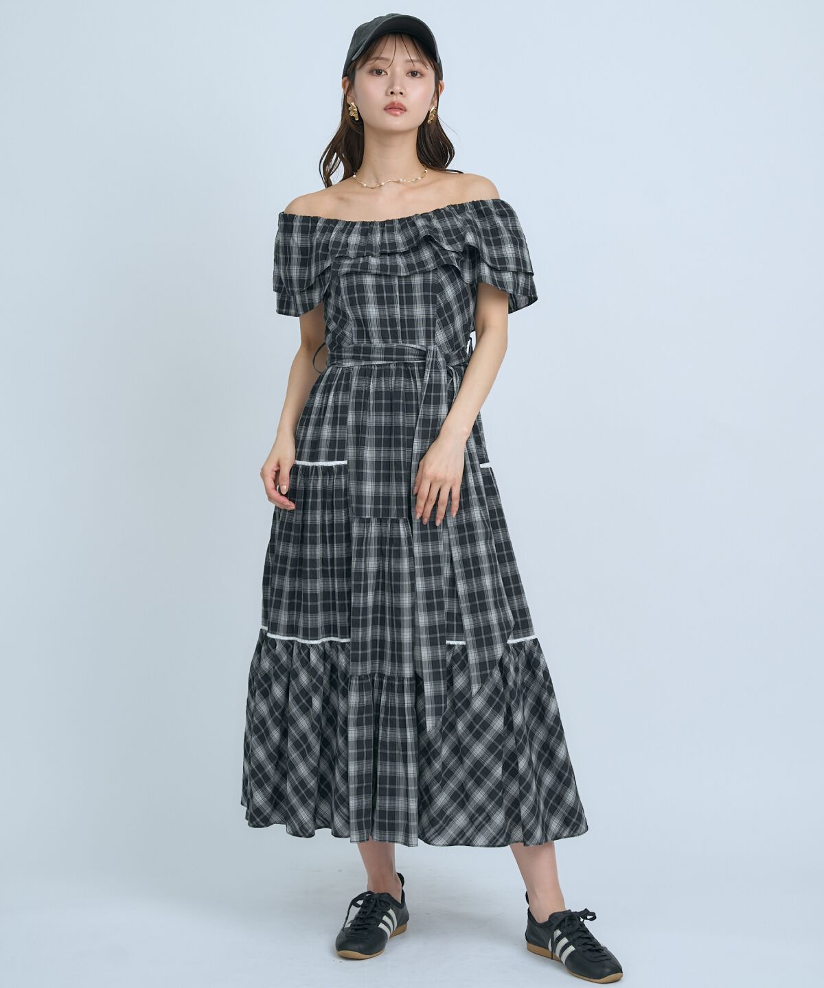 アンドクチュール「オフショルチェックフレアワンピース」|ワンピース|黒系チェック