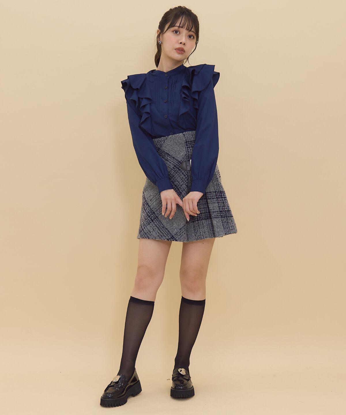 REDYAZEL「ショルダーフリルスタンドシャツ」|シャツ・ブラウス|